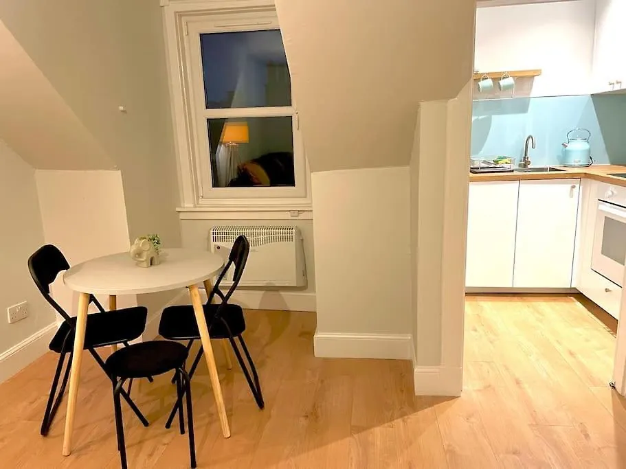 Loft Apartment In Joppa Edinburgh